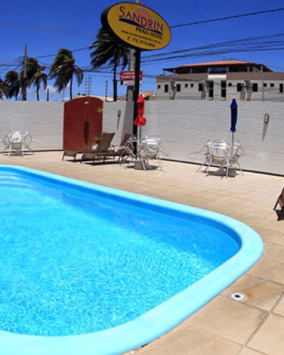0cd3e-201612121481547093piscina3