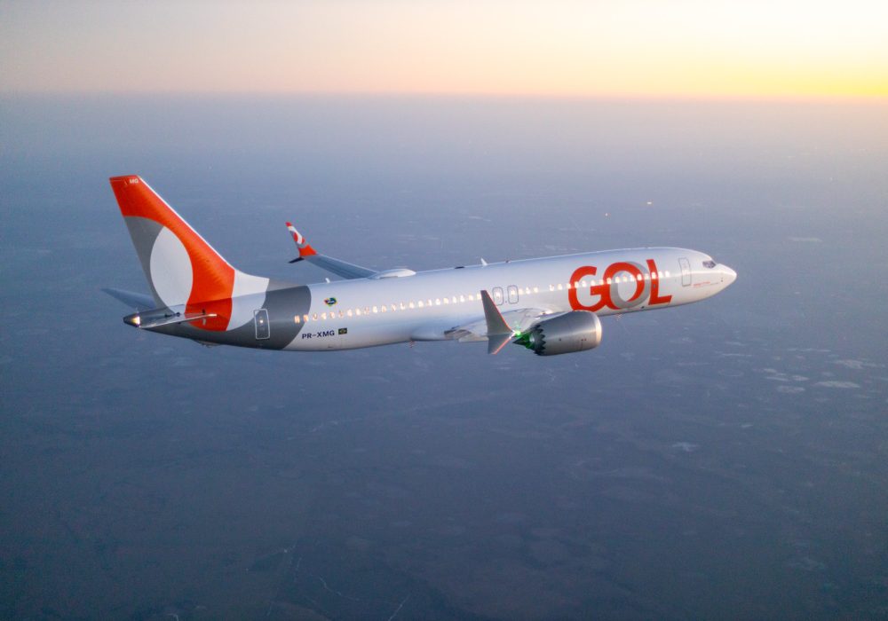 GOL Airlines Boeing 737 MAX 8 photographed on February 24, 2019 from Wolfe Air Aviation Learjet 25B.
