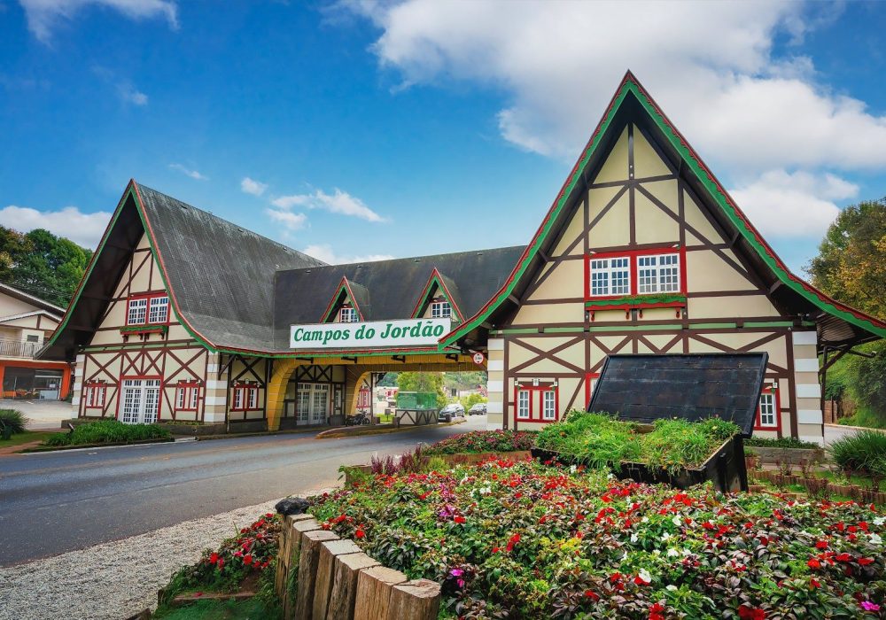 d855a9890cd5e0f4954d02e01cb41e6c6dd97c49-1600x1066